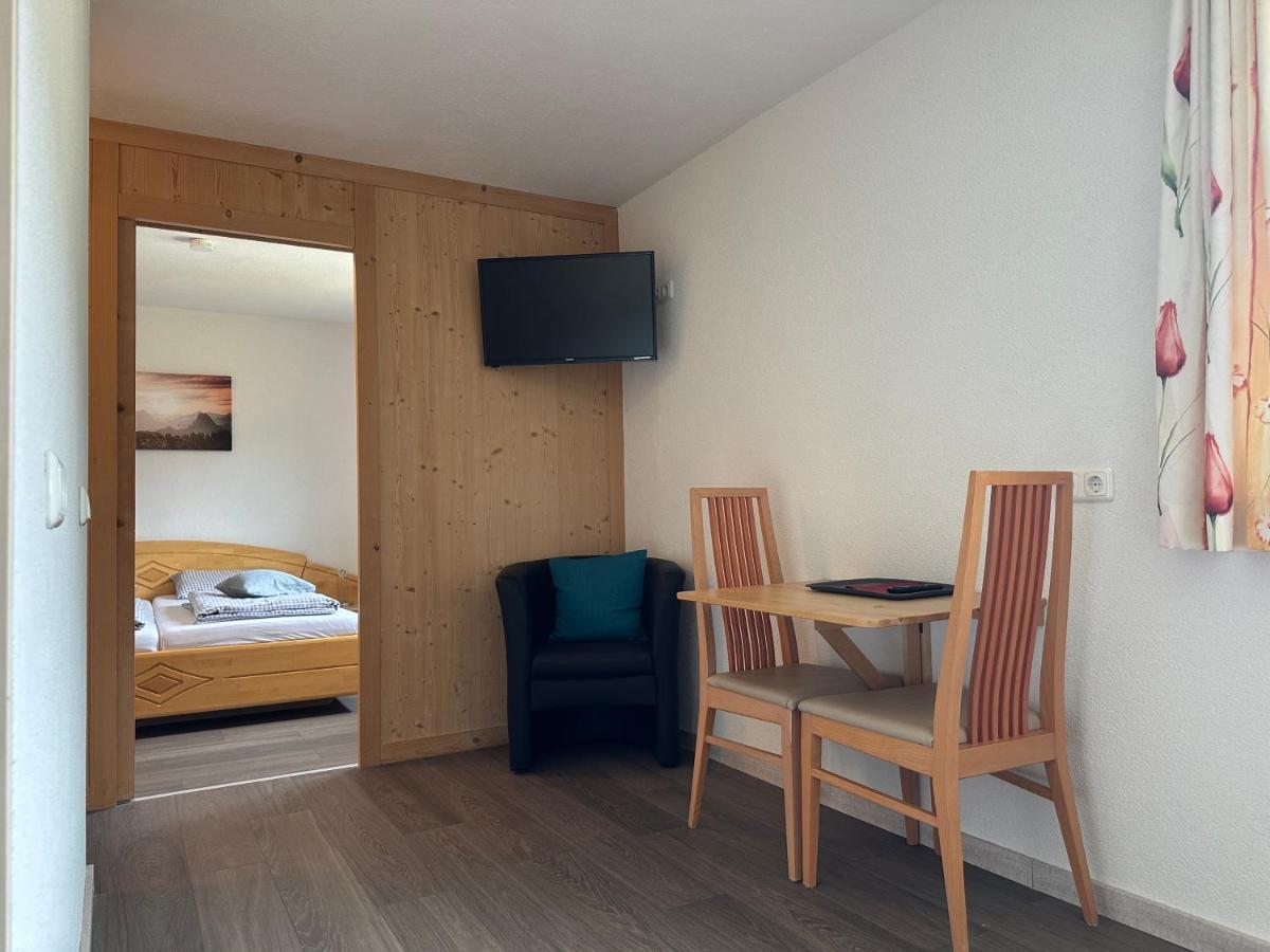 Pension Alpenblick Schattwald Extérieur photo