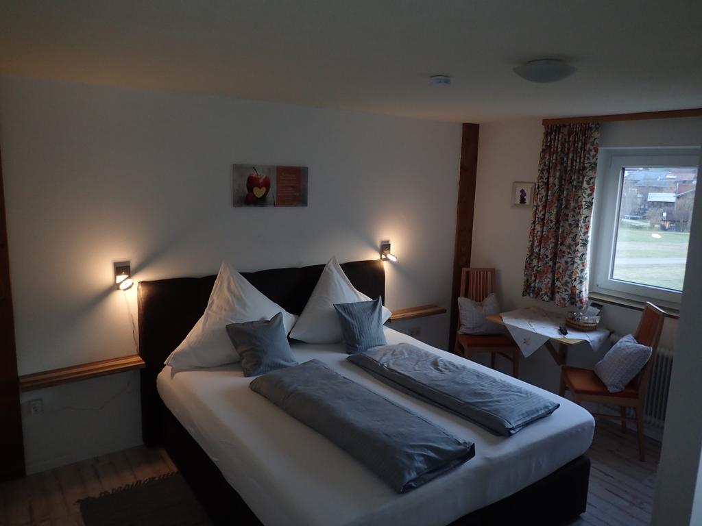 Pension Alpenblick Schattwald Extérieur photo
